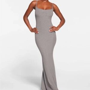 Elegant Gray Maxi Dress
